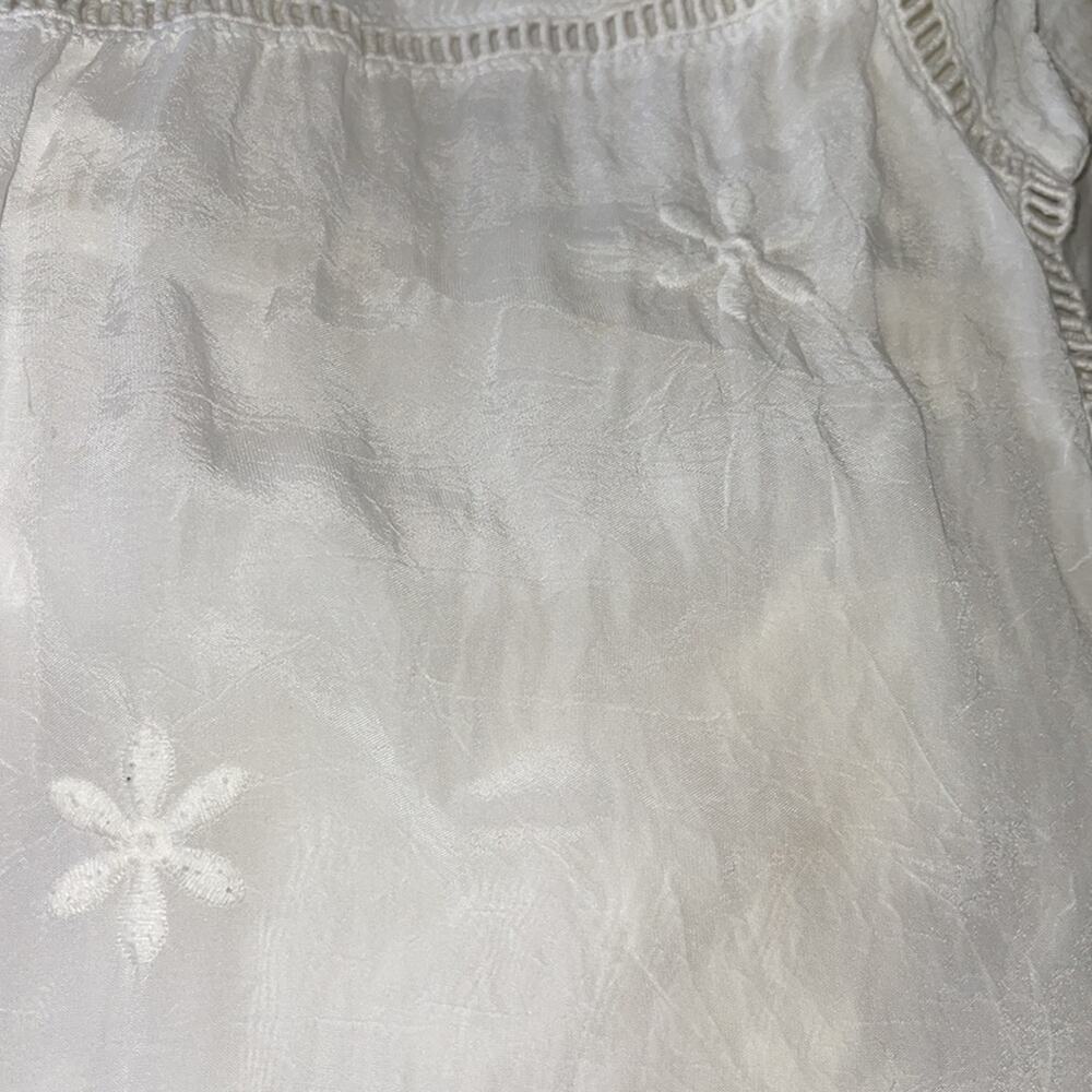 Johnny Was Sheer White Floral Embroidered Sleeveless Blouse Women's Size Small - Picture 4 of 8